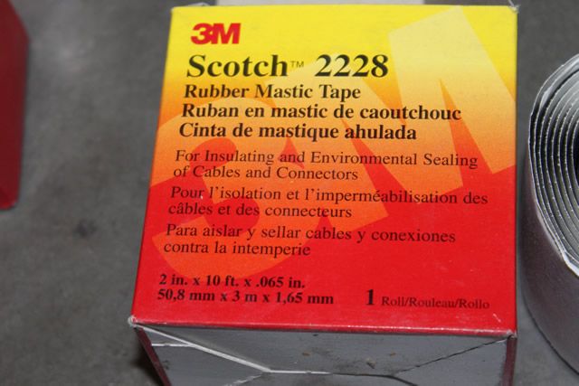 3M 2228 SCOTCH 2 10FEET RUBBER MASTIC TAPE ROLL NIB  