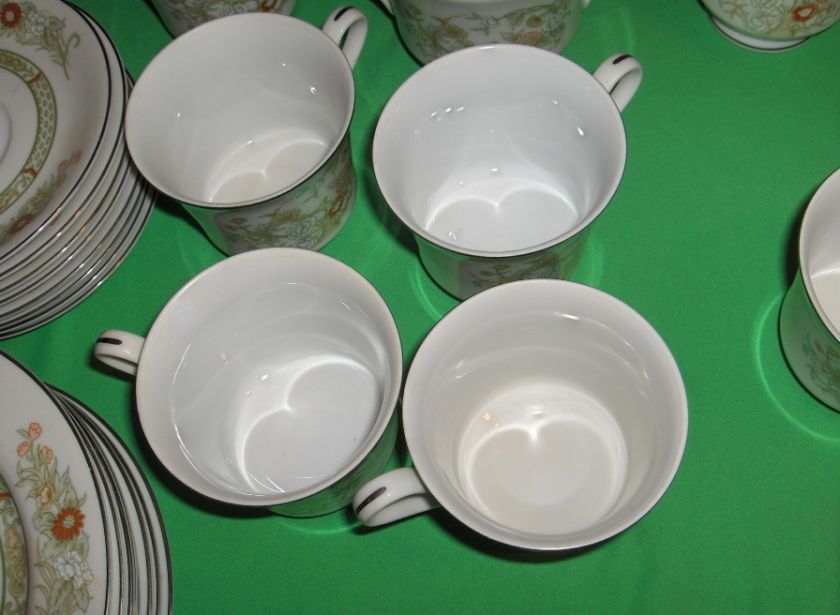   piece set made by Mikasa china of Japan in the pattern Kabuki #19011