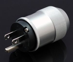 Oyaide M1 Power Plug  