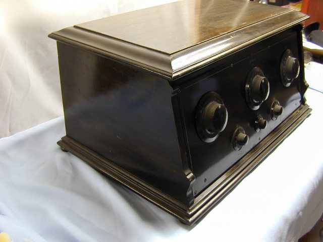 Fada Neutrodyne Model 175 A Radio and Manual  