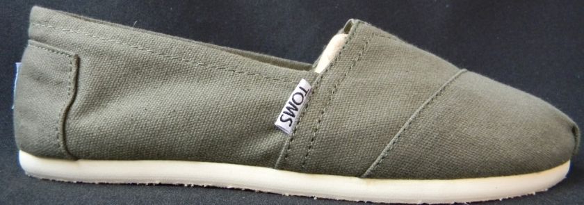 Toms Classic olive canvas New In Box 100% Authentic Women size 5 10 