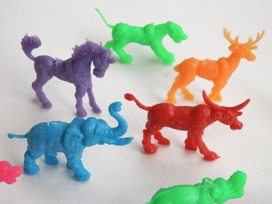 20 X MINI Retro Plastic Toys Mix Animal Wild Figure C  