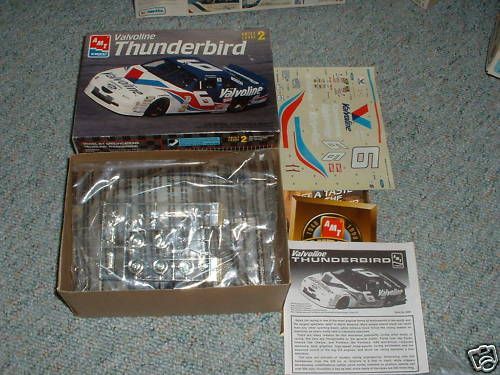 AMT ertl 1/25 Valvoline Thunderbird  