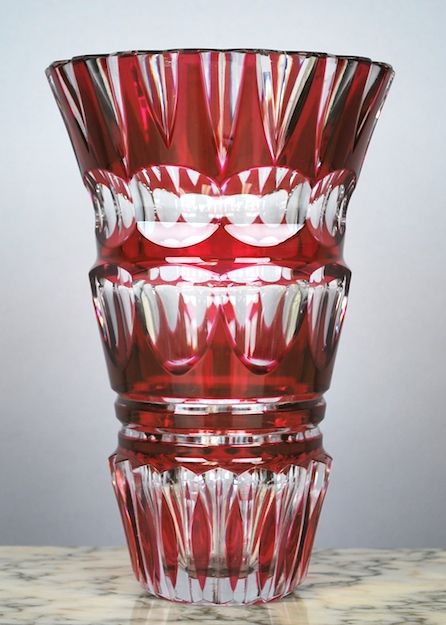 CRYSTAL VAL SAINT LAMBERT ART DECO VASE, CA. 1930S  