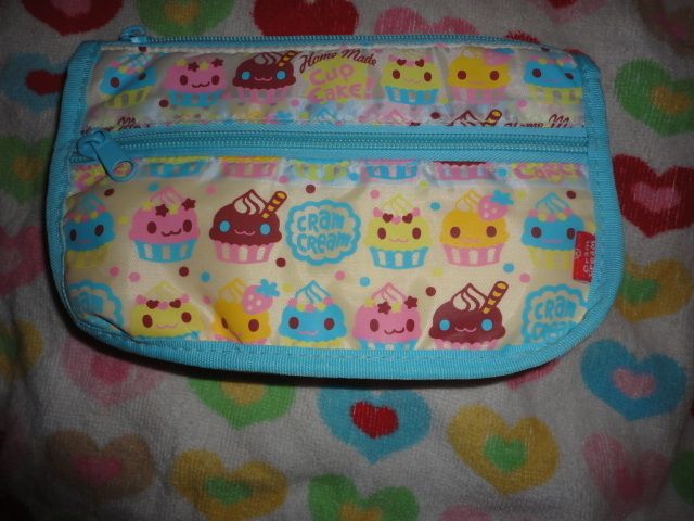 kawaii CRAM CREAM CUPCAKE MAKEUP POUCH BAG/RARE NEW MINT  