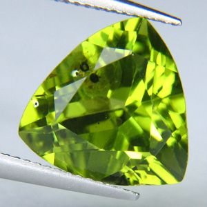 60ct EXCLUSIVE TRILLION NATURAL GREEN PERIDOT  