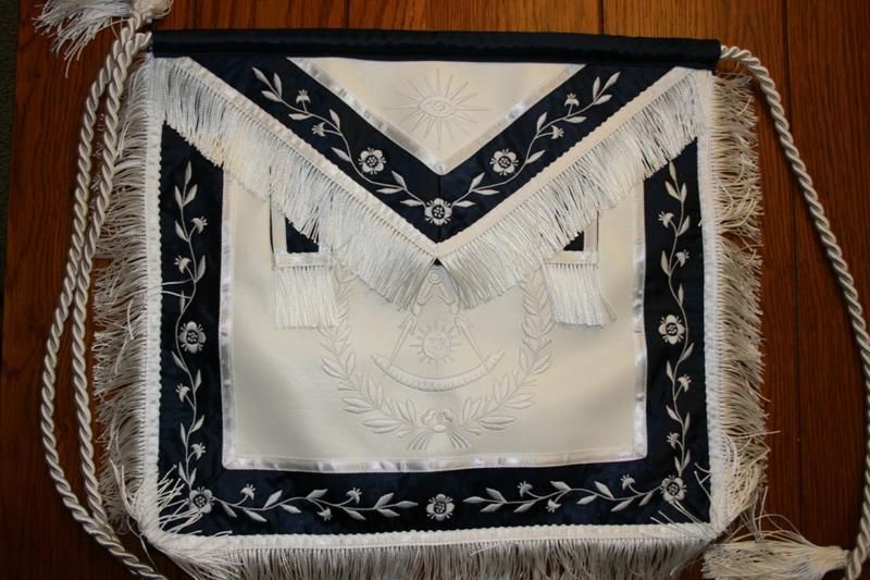 Past Master White Navy, wreath rope Masonic Apron Mason  