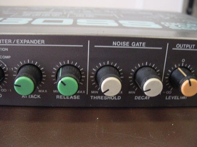 BOSS RCL 10 Compressor Limiter Gate half rack effect 100% working 