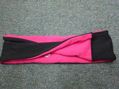 LOT of 2 LULULEMON Headbands Headband Twist and Slipless multi color 