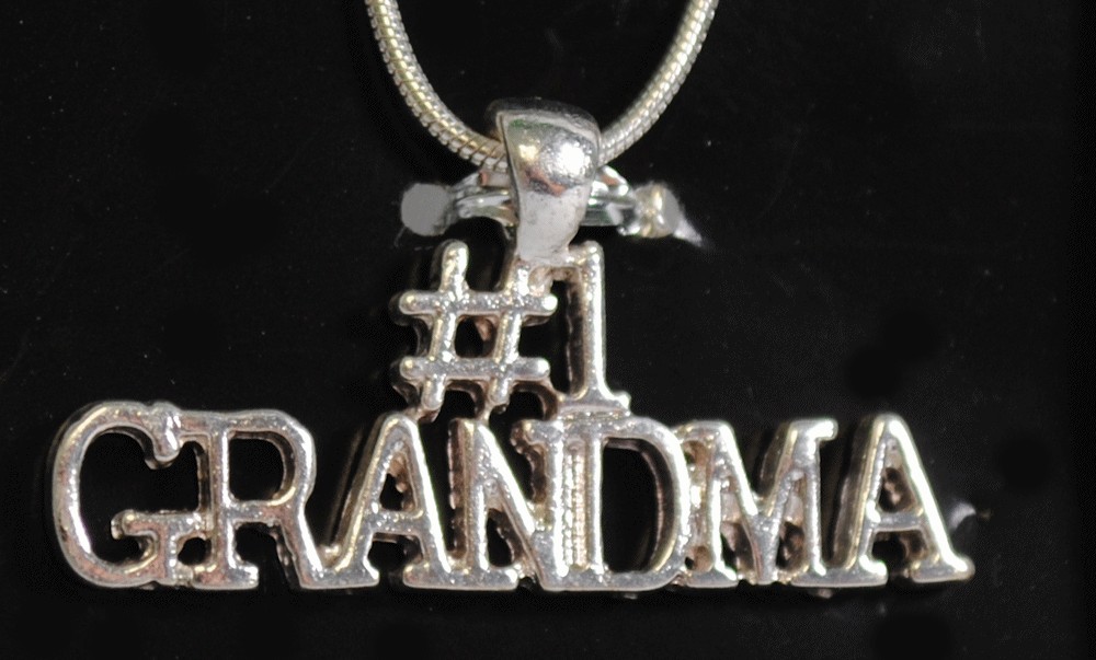 Grandma Grandmother Silver Pendant Necklace Chain 722950115855 
