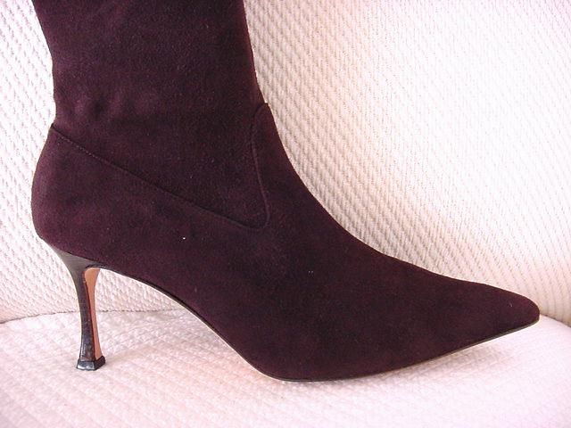 MANOLO BLAHNIK shoe signature Chocolate Stretch Boot 9.5 NEW  