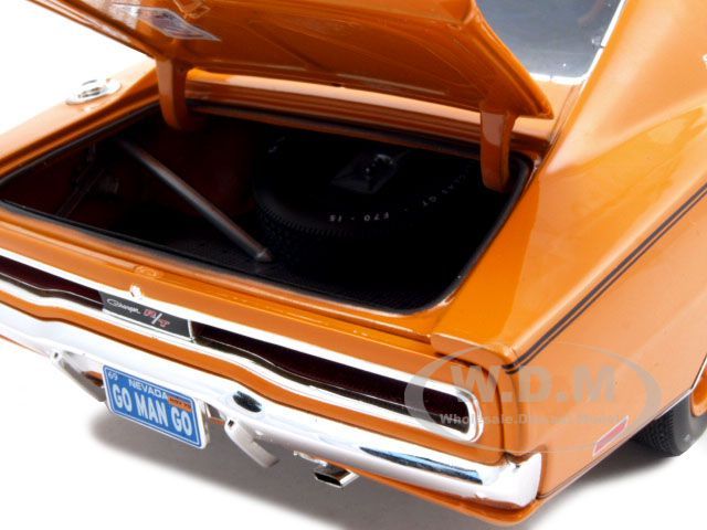 1970 DODGE CHARGER SE 440 ORANGE 118 ERTL 1 of 500  