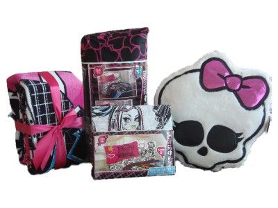 MONSTER HIGH Twin Bedding Set COMPLETE Comforter Sheets Fleece 