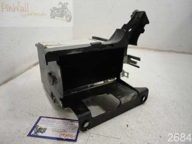 Yamaha XV1900 Raider 1900 BATTERY BOX TRAY  