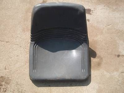 17HP MURRAY WIDE BODY SEAT  