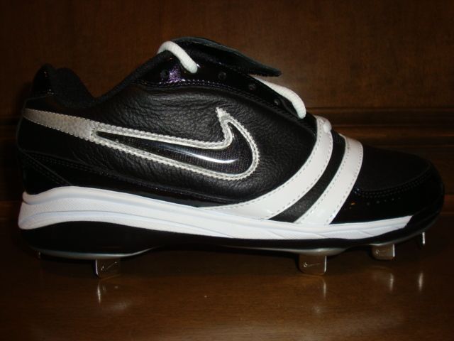 New Womens NIKE AIR DIAMOND Metal Softball Cleats  