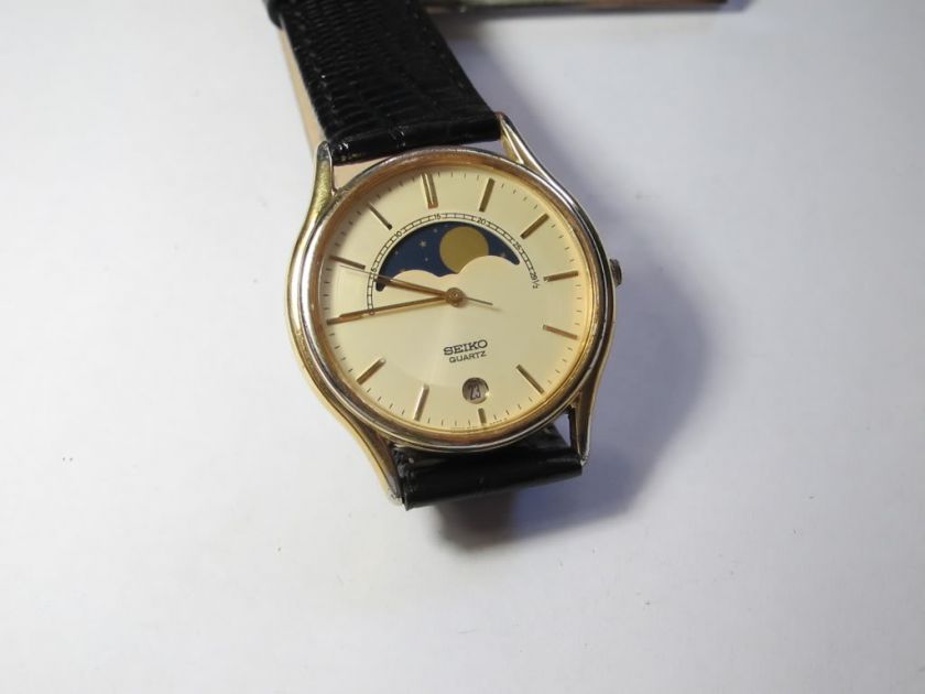 VINTAGE SEIKO QUARTZ MOONPHASE 6F24 8009 34mm  