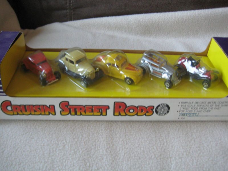 CRUISIN STREET RODS, ERTL, 1/64, 1985  