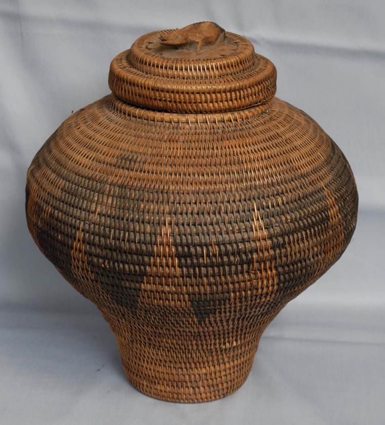 Used Rattan Basket Storage Ethnoghic Indonesien pi83  