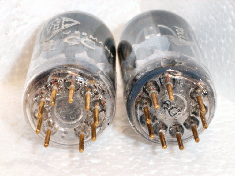 Pair of E88CC Telefunken ( CCa 6922 E188CC ) goldpins excellent 