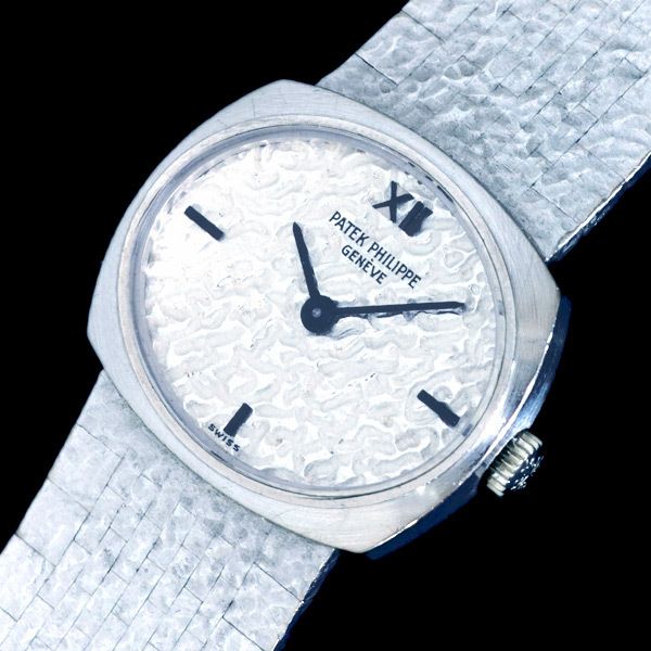 Patek Philippe Pure 18KWG White Gold Ladies Watch 17K$  