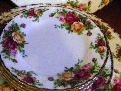 ROYAL ALBERT OLD COUNTRY ROSE BONE CHINA 22 PC DINNERWARE SET 4 PLACE 