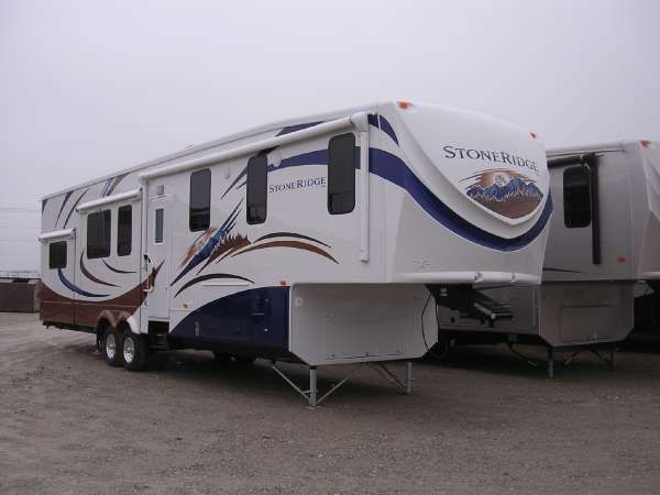 2011 KZ StoneRidge 37RB FW fifth wheel camper 2011 KZ StoneRidge 37RB 