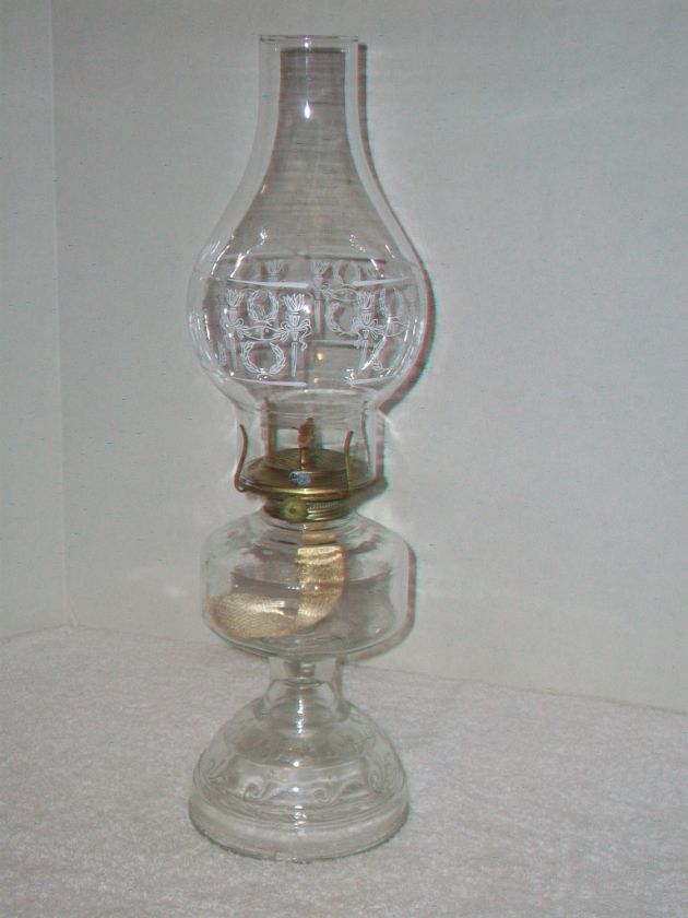 Vtg.Eagle Glass Oil Lamp w/Detailed Globe~P&A Risdon~VG  