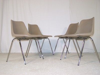 Vintage Retro early ROBIN DAY STACKING POLYPROP 1977 PLASTIC CHAIRS 