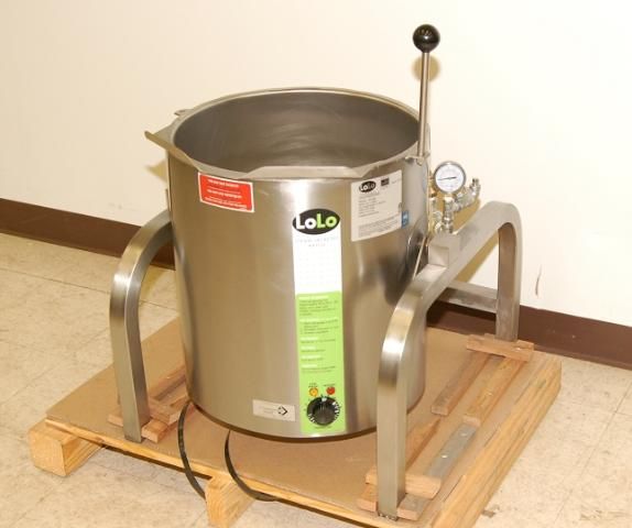 New Demo Lolo 8 Gallon Electric Steam Kettle, SK 32E  